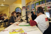 Plateau-radio-forumJeunesse-LHay-Les-Roses-PhotoJPLeNai.JPG