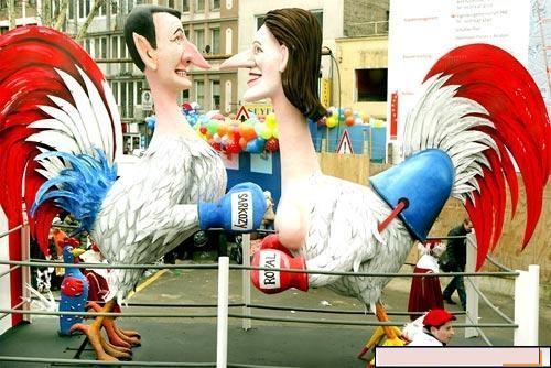 Carnaval de Cologne avec sur le ring, Sarkozy et Royal, caricaturés lors des Présidentiels 2007